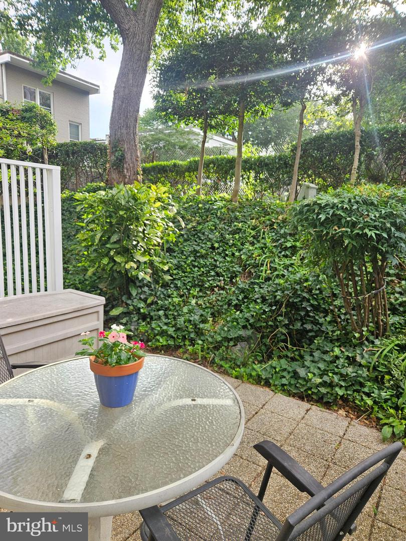 814 3RD ST SW #814, WASHINGTON, District Of Columbia 20024, 3 Bedrooms Bedrooms, ,2 BathroomsBathrooms,Residential,For sale,814 3RD ST SW #814,DCDC2209432 MLS # DCDC2209432