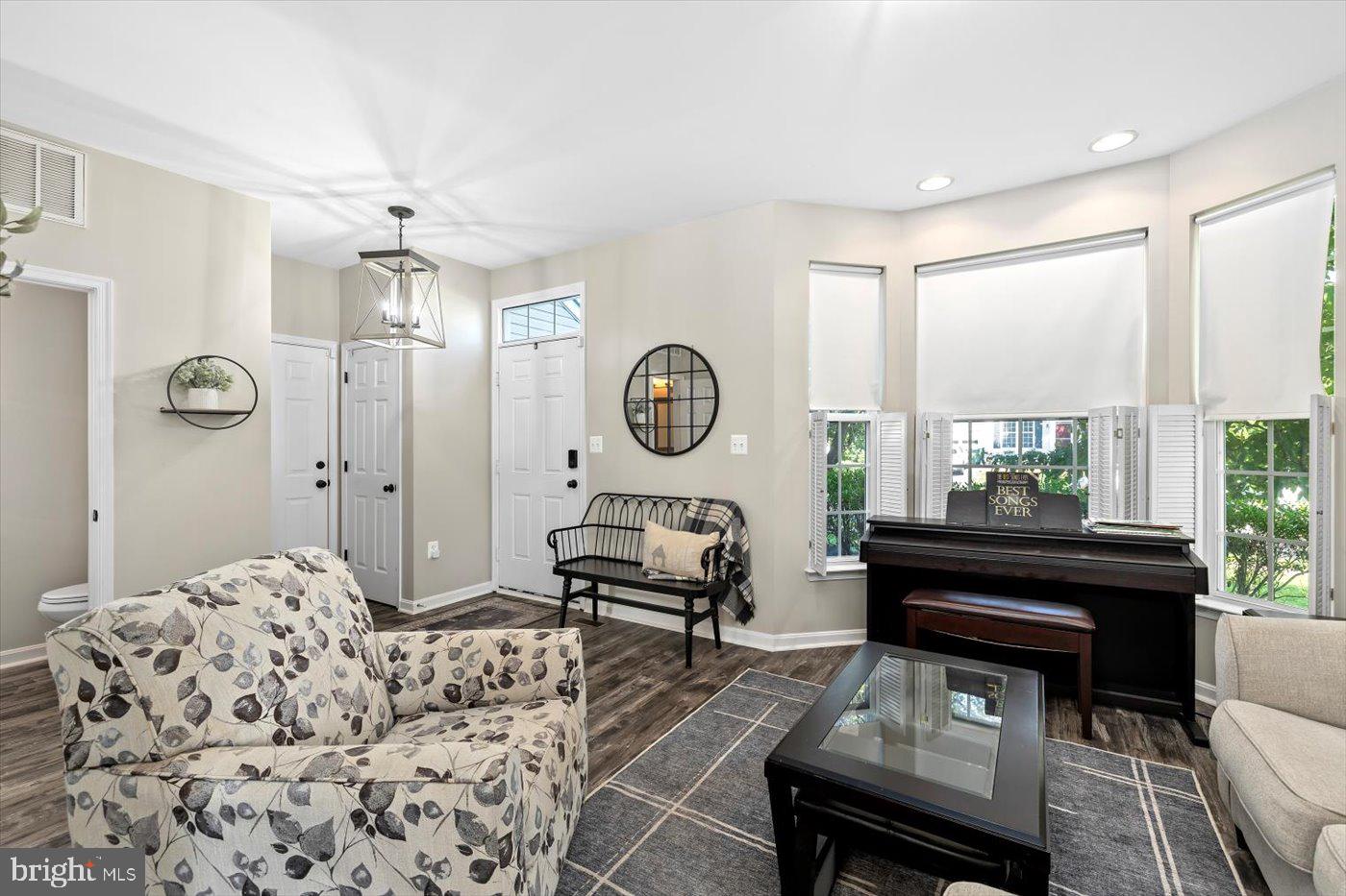 6415 HOT SPRING LN, FREDERICKSBURG, Virginia 22407, 4 Bedrooms Bedrooms, ,3 BathroomsBathrooms,Residential,For sale,6415 HOT SPRING LN,VASP2034560 MLS # VASP2034560
