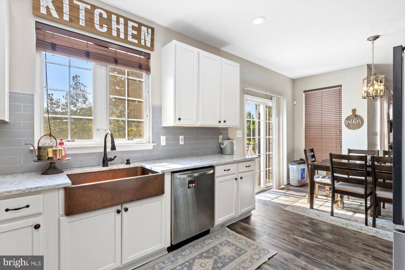 6415 HOT SPRING LN, FREDERICKSBURG, Virginia 22407, 4 Bedrooms Bedrooms, ,3 BathroomsBathrooms,Residential,For sale,6415 HOT SPRING LN,VASP2034560 MLS # VASP2034560
