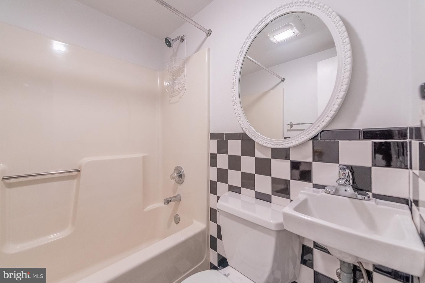 15755 WAKEFIELD CT, HAYMARKET, Virginia 20169, 3 Bedrooms Bedrooms, ,3 BathroomsBathrooms,Residential,For sale,15755 WAKEFIELD CT,VAPW2098766 MLS # VAPW2098766