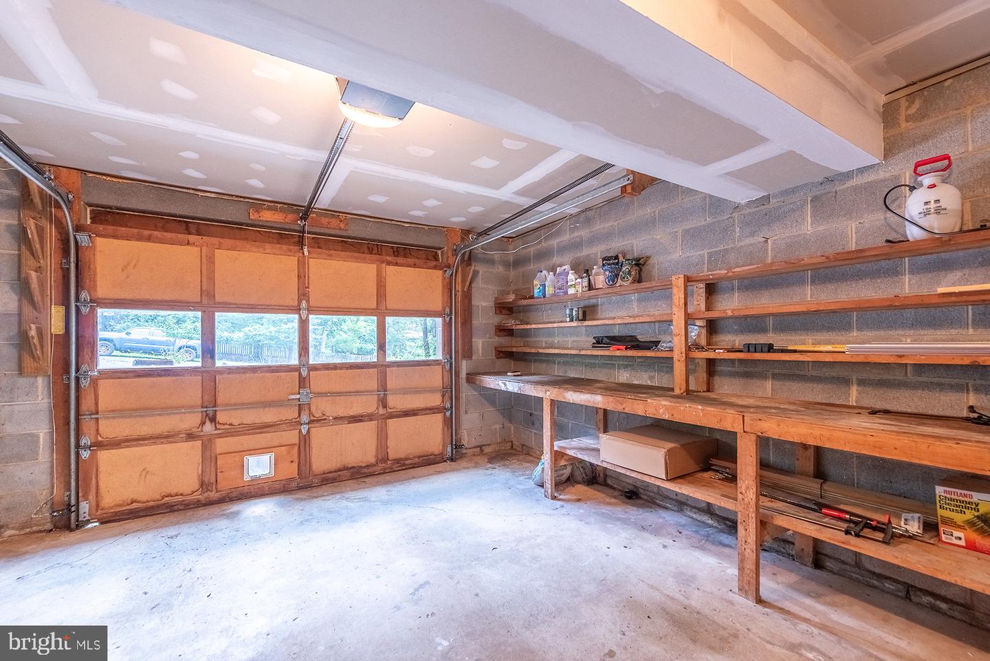 15755 WAKEFIELD CT, HAYMARKET, Virginia 20169, 3 Bedrooms Bedrooms, ,3 BathroomsBathrooms,Residential,For sale,15755 WAKEFIELD CT,VAPW2098766 MLS # VAPW2098766