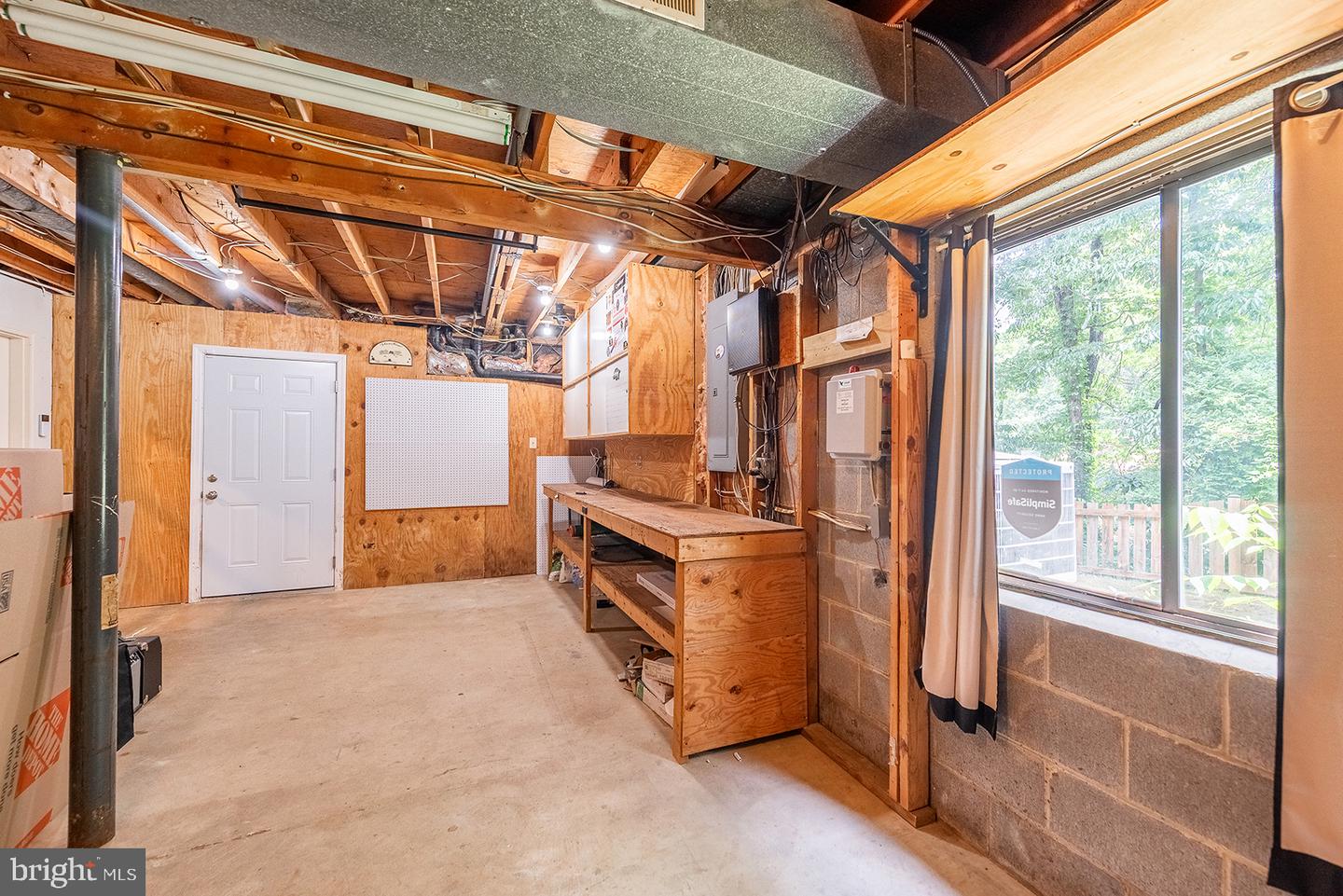 15755 WAKEFIELD CT, HAYMARKET, Virginia 20169, 3 Bedrooms Bedrooms, ,3 BathroomsBathrooms,Residential,For sale,15755 WAKEFIELD CT,VAPW2098766 MLS # VAPW2098766
