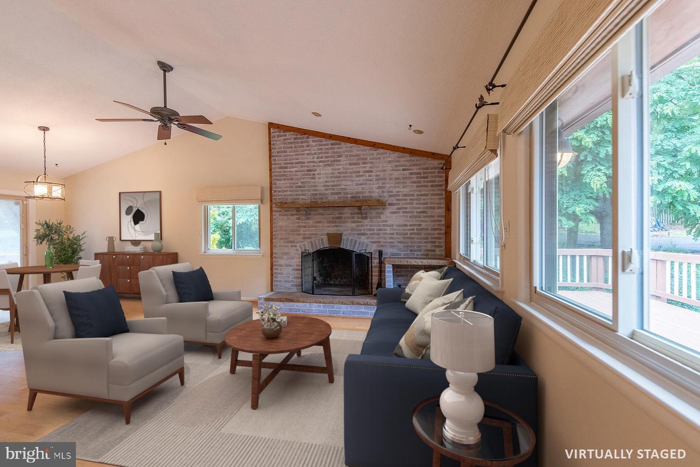 15755 WAKEFIELD CT, HAYMARKET, Virginia 20169, 3 Bedrooms Bedrooms, ,3 BathroomsBathrooms,Residential,For sale,15755 WAKEFIELD CT,VAPW2098766 MLS # VAPW2098766