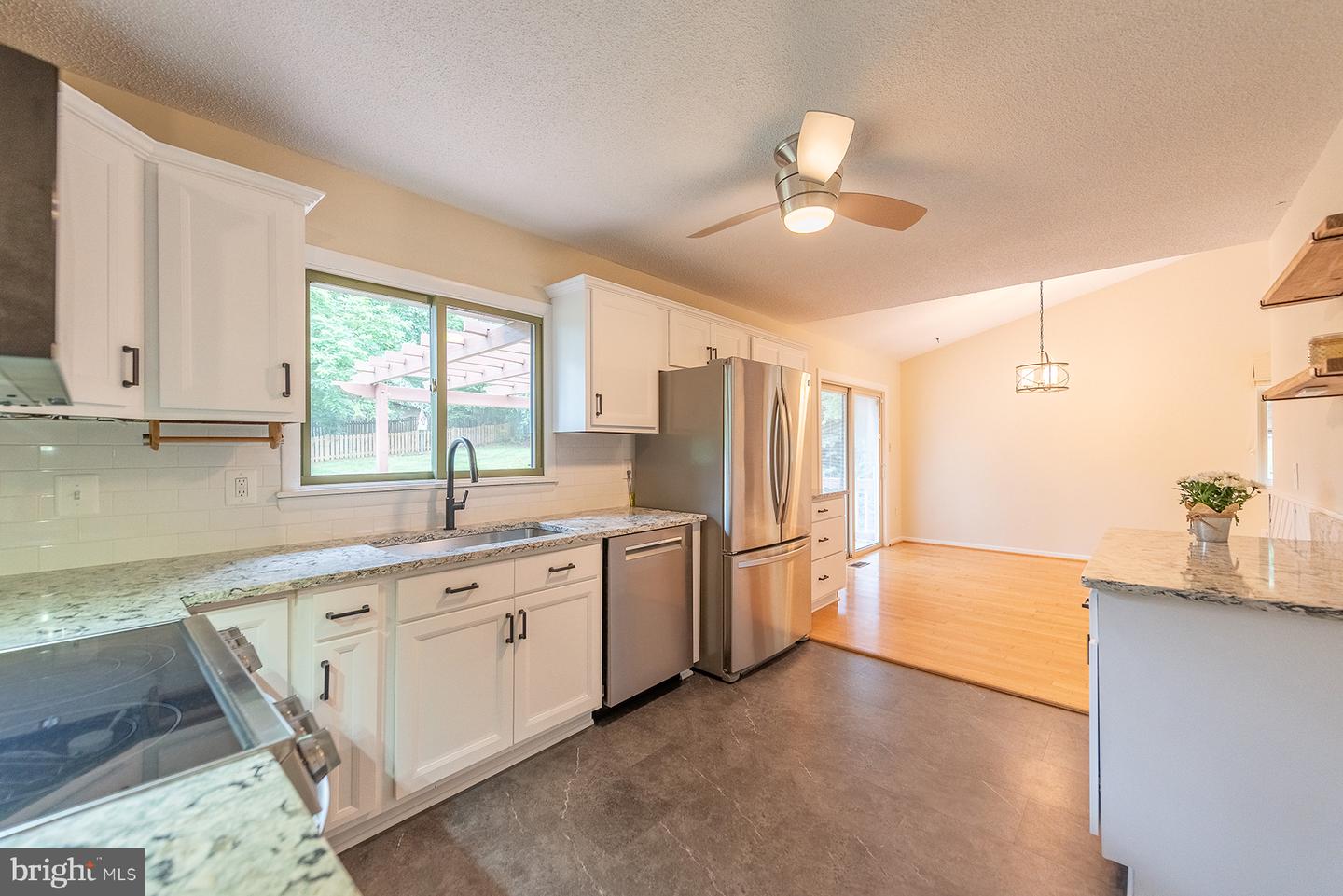 15755 WAKEFIELD CT, HAYMARKET, Virginia 20169, 3 Bedrooms Bedrooms, ,3 BathroomsBathrooms,Residential,For sale,15755 WAKEFIELD CT,VAPW2098766 MLS # VAPW2098766