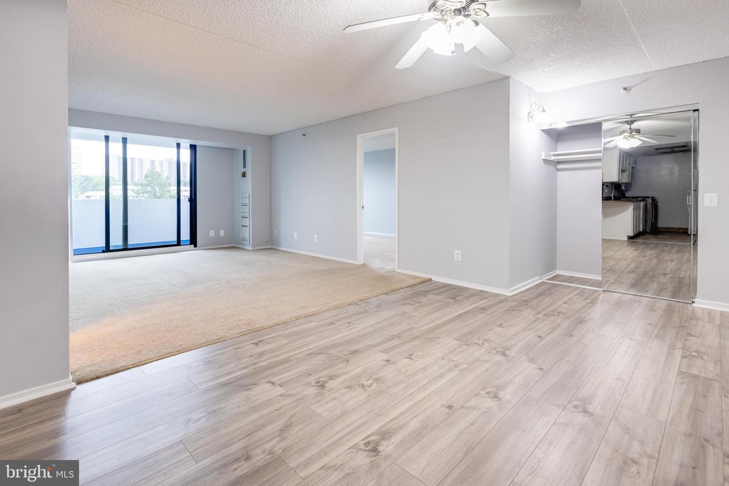 5911 EDSALL RD #406, ALEXANDRIA, Virginia 22304, 2 Bedrooms Bedrooms, ,2 BathroomsBathrooms,Residential,For sale,5911 EDSALL RD #406,VAAX2047300 MLS # VAAX2047300