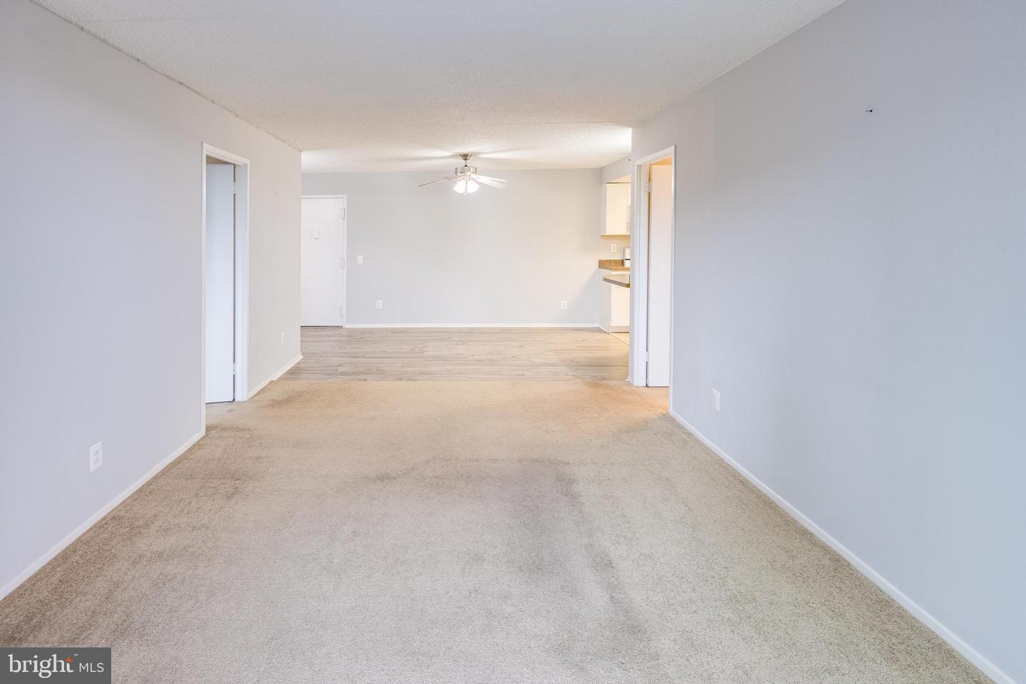 5911 EDSALL RD #406, ALEXANDRIA, Virginia 22304, 2 Bedrooms Bedrooms, ,2 BathroomsBathrooms,Residential,For sale,5911 EDSALL RD #406,VAAX2047300 MLS # VAAX2047300