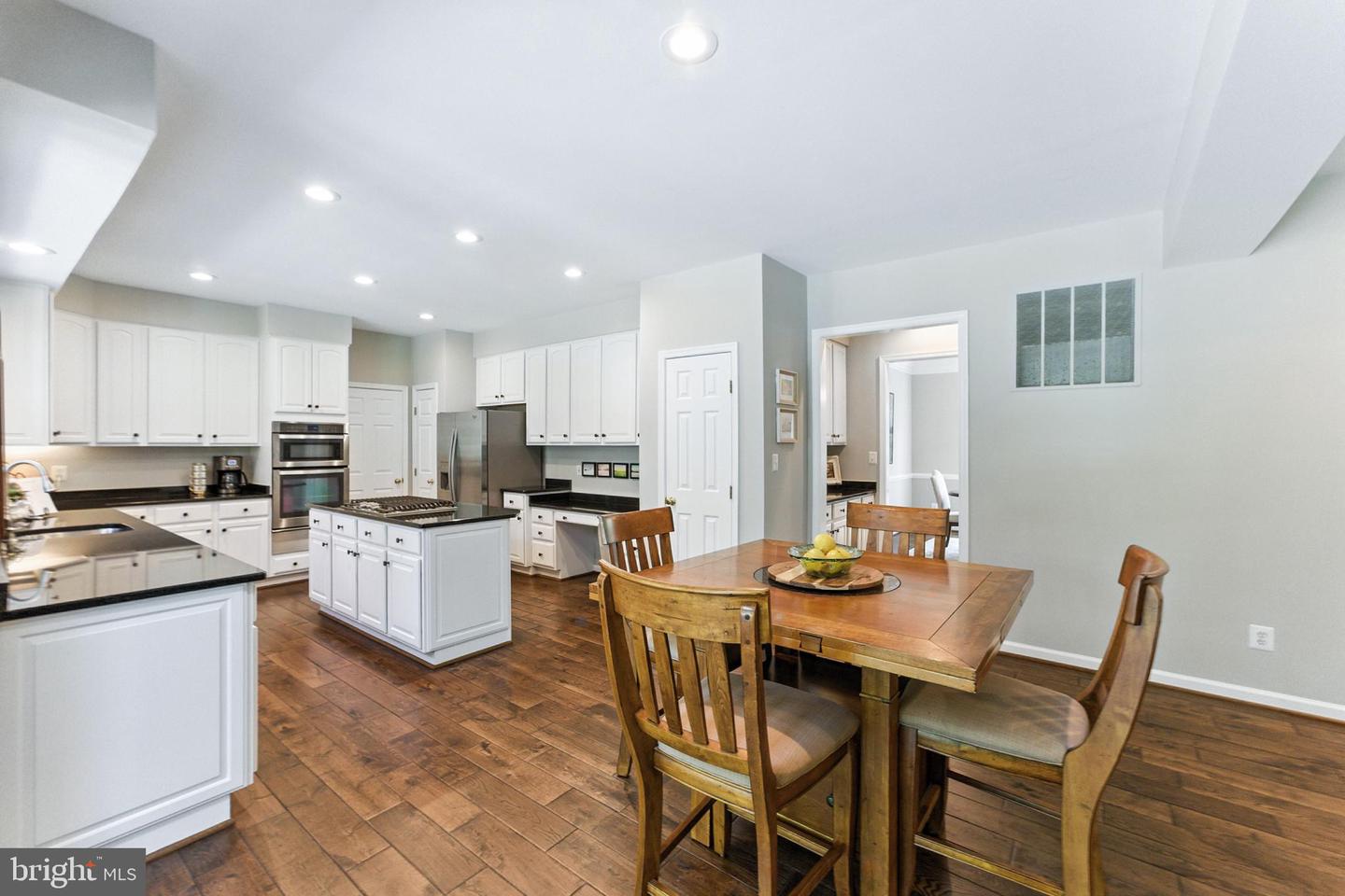 7401 CLIFTON QUARRY DR, CLIFTON, Virginia 20124, 4 Bedrooms Bedrooms, ,3 BathroomsBathrooms,Residential,For sale,7401 CLIFTON QUARRY DR,VAFX2254524 MLS # VAFX2254524