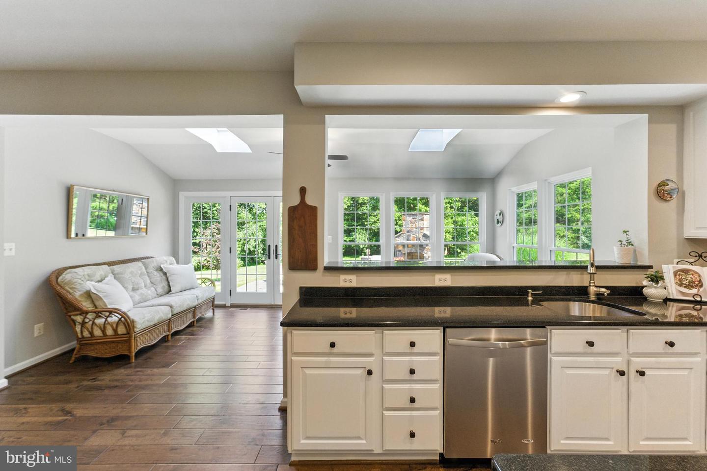 7401 CLIFTON QUARRY DR, CLIFTON, Virginia 20124, 4 Bedrooms Bedrooms, ,3 BathroomsBathrooms,Residential,For sale,7401 CLIFTON QUARRY DR,VAFX2254524 MLS # VAFX2254524