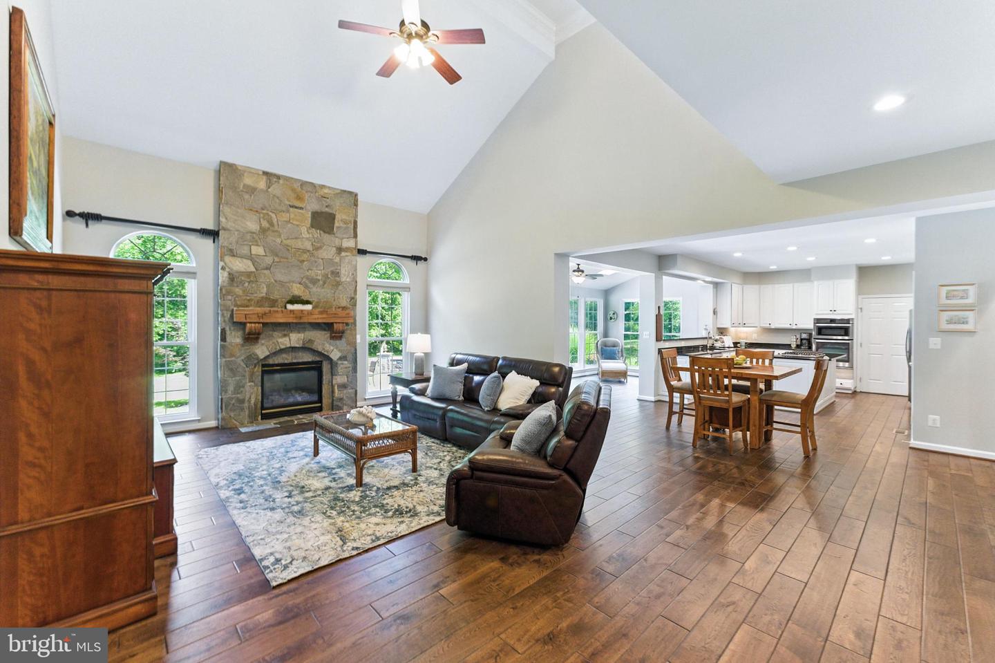 7401 CLIFTON QUARRY DR, CLIFTON, Virginia 20124, 4 Bedrooms Bedrooms, ,3 BathroomsBathrooms,Residential,For sale,7401 CLIFTON QUARRY DR,VAFX2254524 MLS # VAFX2254524