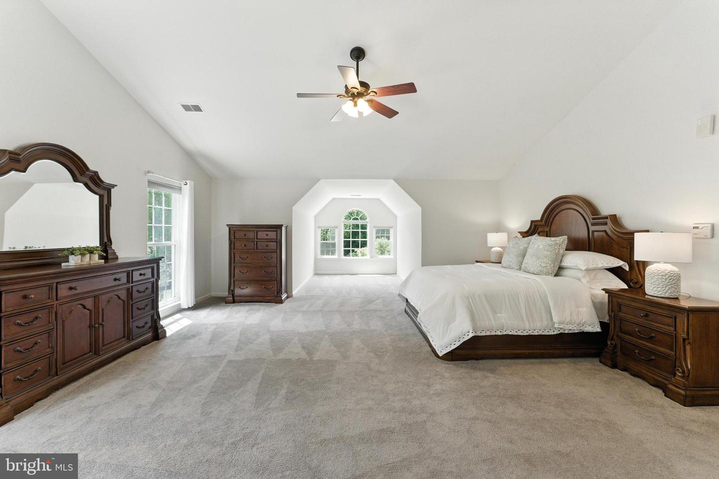 7401 CLIFTON QUARRY DR, CLIFTON, Virginia 20124, 4 Bedrooms Bedrooms, ,3 BathroomsBathrooms,Residential,For sale,7401 CLIFTON QUARRY DR,VAFX2254524 MLS # VAFX2254524