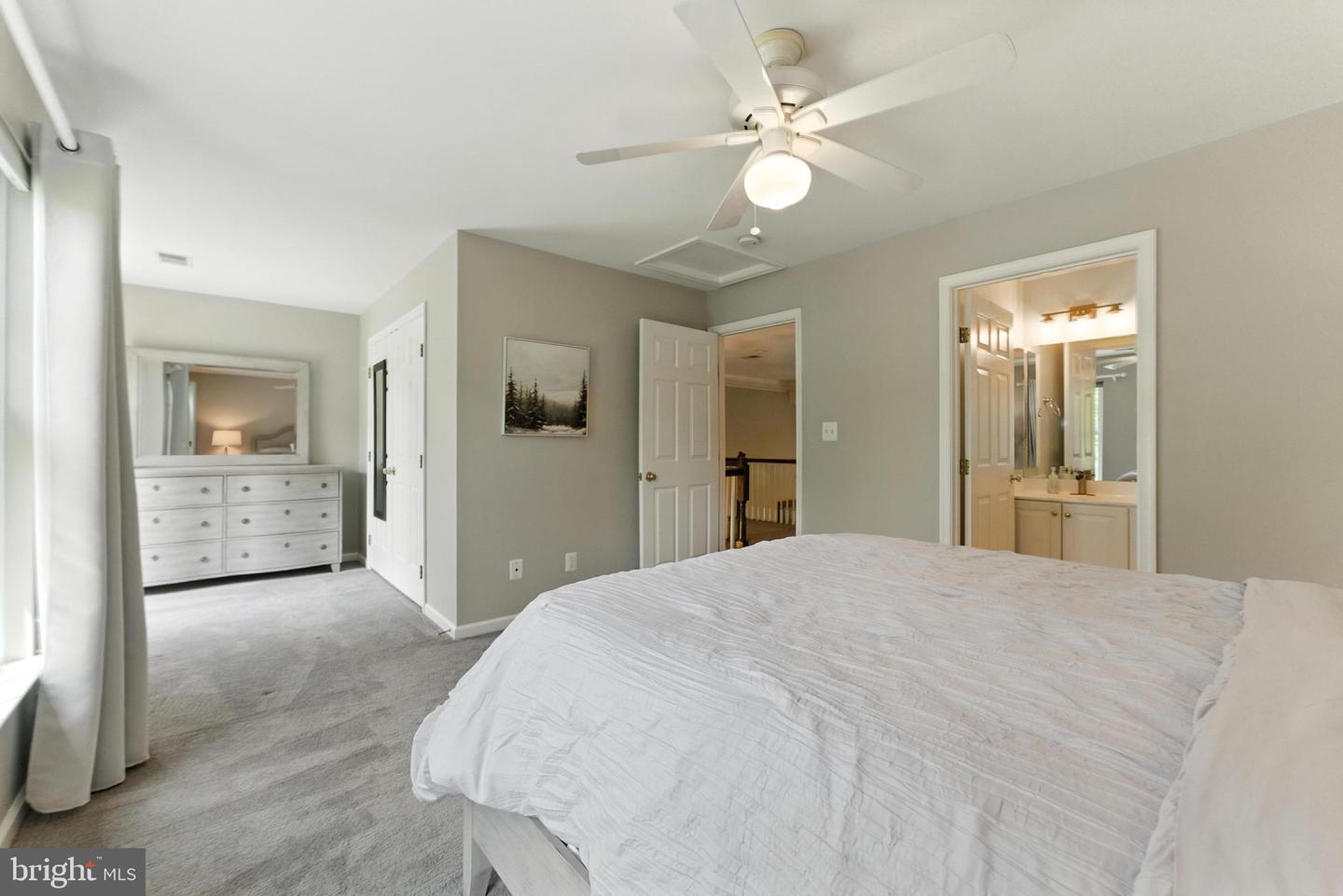 7401 CLIFTON QUARRY DR, CLIFTON, Virginia 20124, 4 Bedrooms Bedrooms, ,3 BathroomsBathrooms,Residential,For sale,7401 CLIFTON QUARRY DR,VAFX2254524 MLS # VAFX2254524