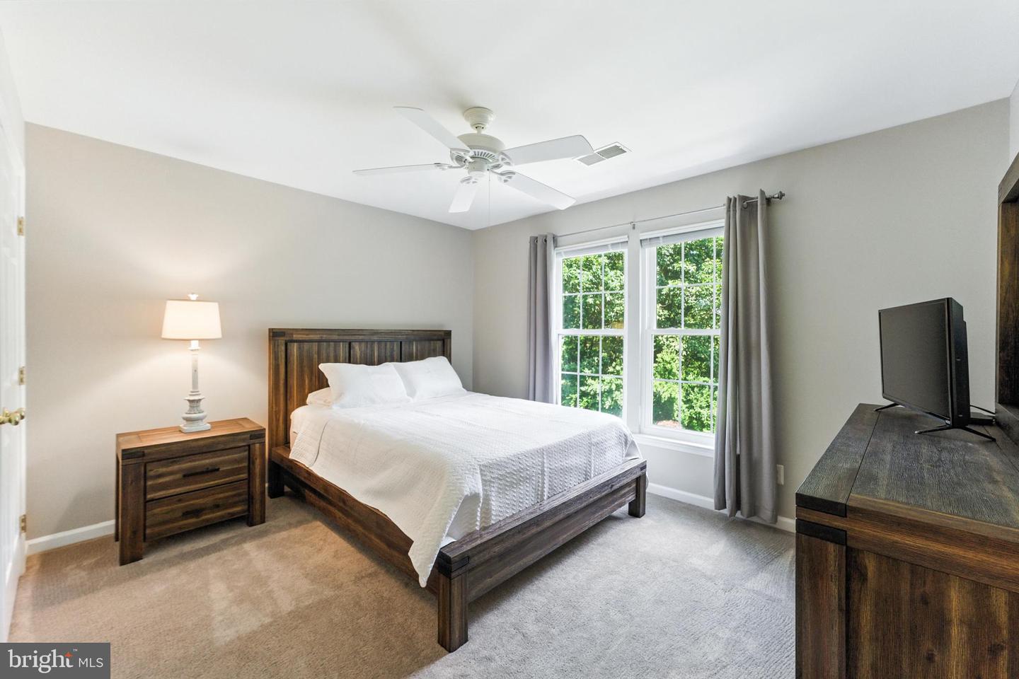 7401 CLIFTON QUARRY DR, CLIFTON, Virginia 20124, 4 Bedrooms Bedrooms, ,3 BathroomsBathrooms,Residential,For sale,7401 CLIFTON QUARRY DR,VAFX2254524 MLS # VAFX2254524