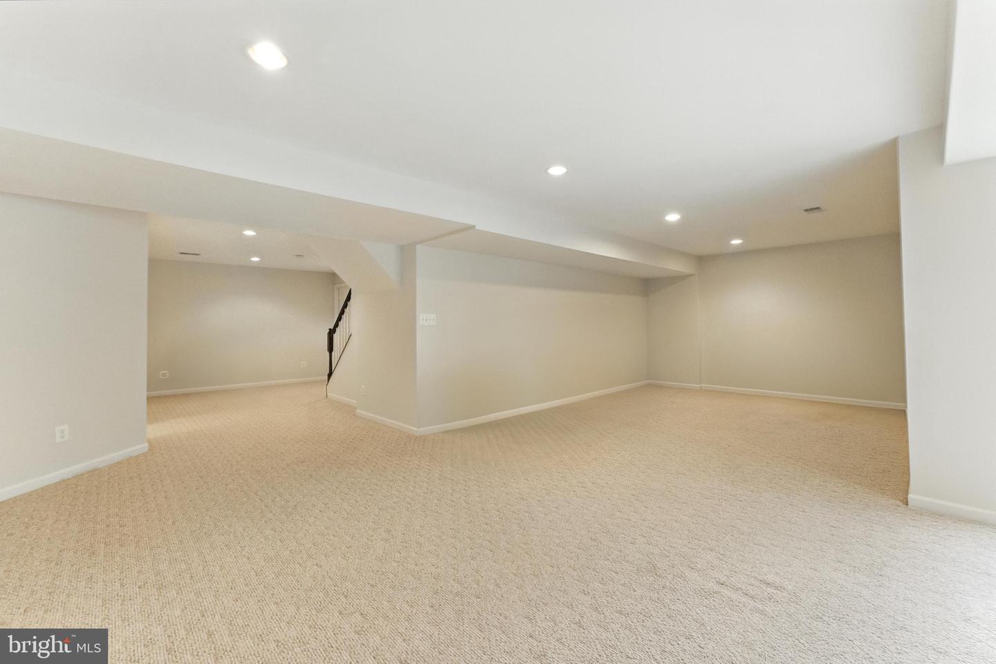 7401 CLIFTON QUARRY DR, CLIFTON, Virginia 20124, 4 Bedrooms Bedrooms, ,3 BathroomsBathrooms,Residential,For sale,7401 CLIFTON QUARRY DR,VAFX2254524 MLS # VAFX2254524