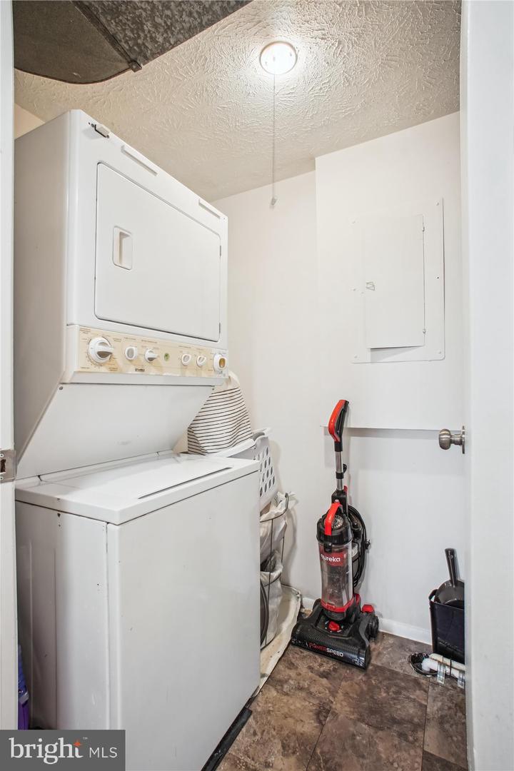 8384 BROCKHAM DR #L, ALEXANDRIA, Virginia 22309, 2 Bedrooms Bedrooms, ,2 BathroomsBathrooms,Residential,For sale,8384 BROCKHAM DR #L,VAFX2254634 MLS # VAFX2254634