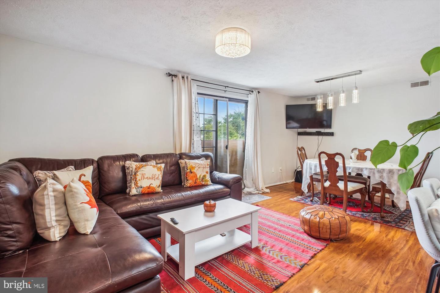 8384 BROCKHAM DR #L, ALEXANDRIA, Virginia 22309, 2 Bedrooms Bedrooms, ,2 BathroomsBathrooms,Residential,For sale,8384 BROCKHAM DR #L,VAFX2254634 MLS # VAFX2254634