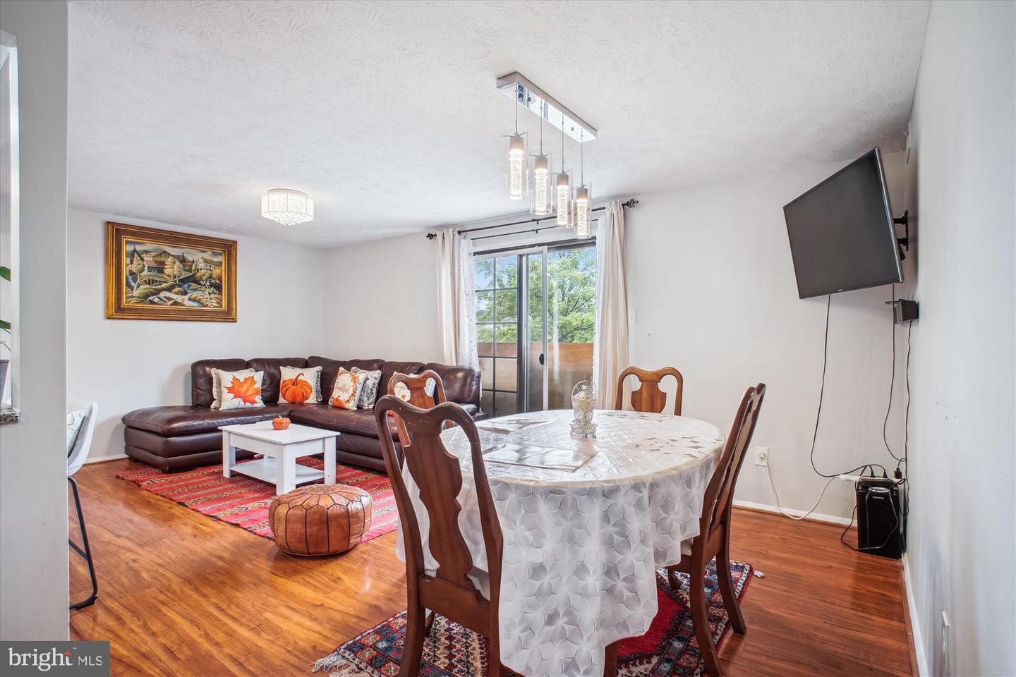 8384 BROCKHAM DR #L, ALEXANDRIA, Virginia 22309, 2 Bedrooms Bedrooms, ,2 BathroomsBathrooms,Residential,For sale,8384 BROCKHAM DR #L,VAFX2254634 MLS # VAFX2254634