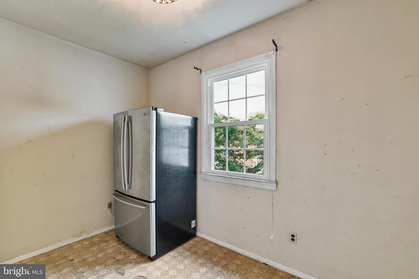 4208 4TH ST NW, WASHINGTON, District Of Columbia 20011, 3 Bedrooms Bedrooms, 8 Rooms Rooms,1 BathroomBathrooms,Residential,For sale,4208 4TH ST NW,DCDC2209712 MLS # DCDC2209712