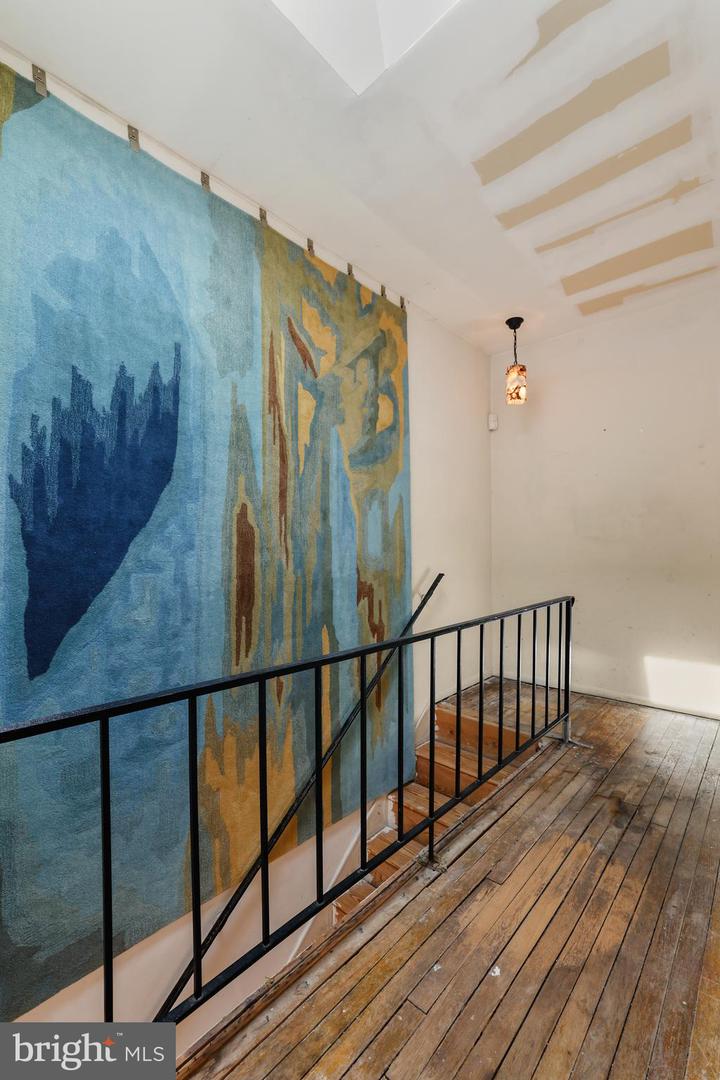 4208 4TH ST NW, WASHINGTON, District Of Columbia 20011, 3 Bedrooms Bedrooms, 8 Rooms Rooms,1 BathroomBathrooms,Residential,For sale,4208 4TH ST NW,DCDC2209712 MLS # DCDC2209712