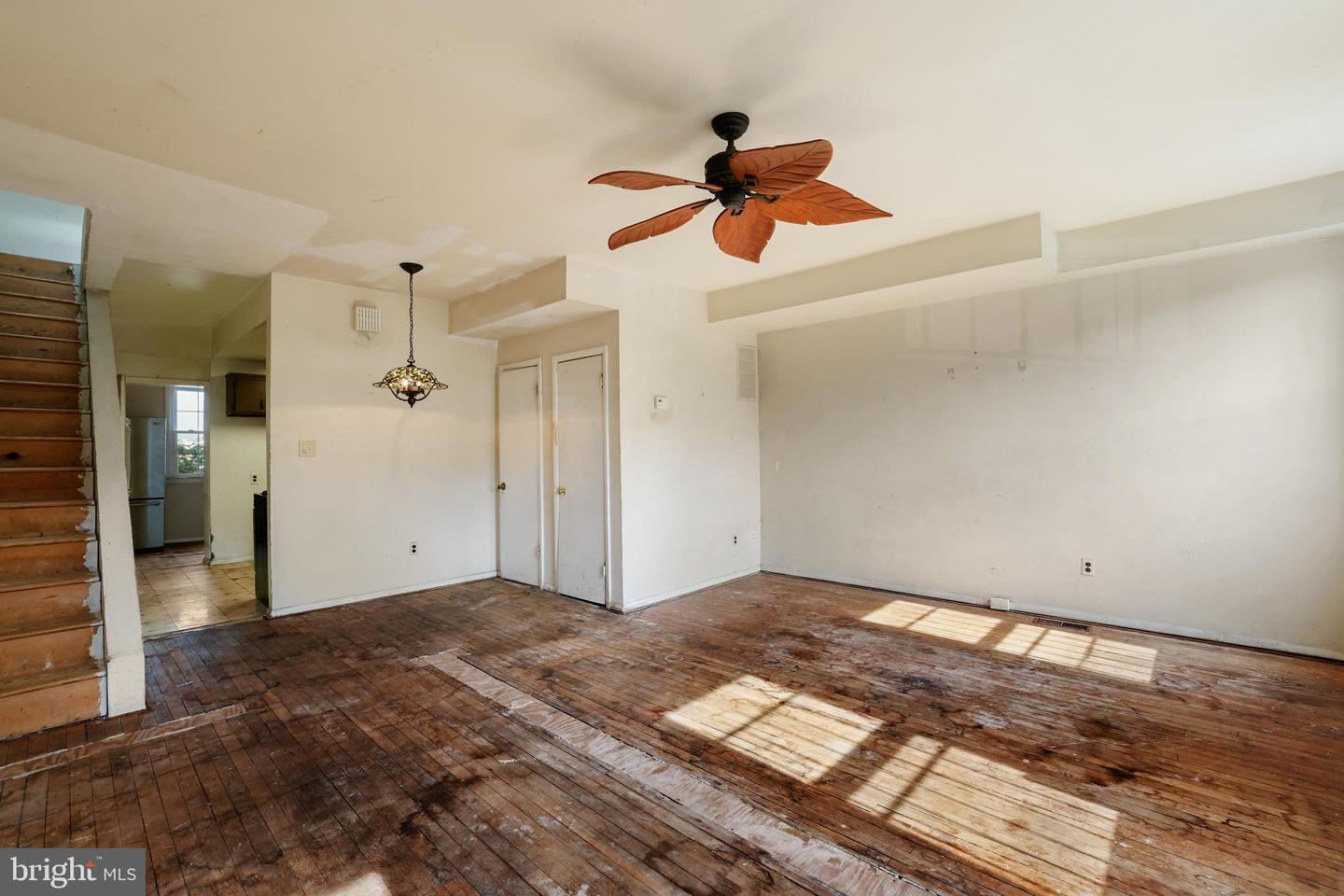 4208 4TH ST NW, WASHINGTON, District Of Columbia 20011, 3 Bedrooms Bedrooms, 8 Rooms Rooms,1 BathroomBathrooms,Residential,For sale,4208 4TH ST NW,DCDC2209712 MLS # DCDC2209712