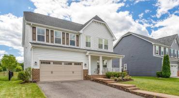 2517 SWEET CLOVER CT, DUMFRIES, Virginia 22026, 4 Bedrooms Bedrooms, ,3 BathroomsBathrooms,Residential,For sale,2517 SWEET CLOVER CT,VAPW2098918 MLS # VAPW2098918