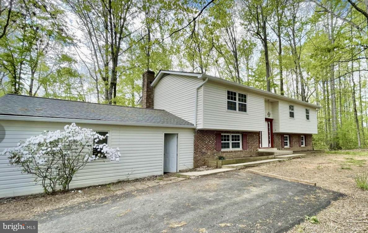 3 TOLSON LN, STAFFORD, Virginia 22554, 4 Bedrooms Bedrooms, ,3 BathroomsBathrooms,Residential,For sale,3 TOLSON LN,VAST2040664 MLS # VAST2040664
