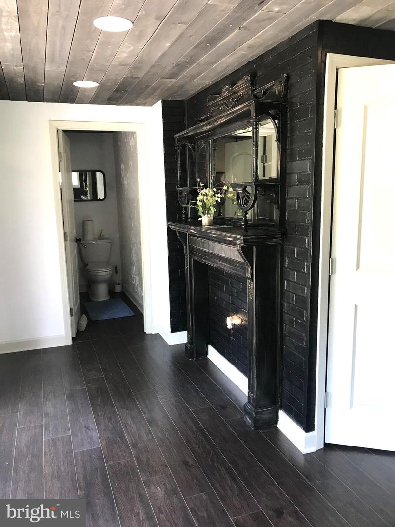 612 WASHINGTON AVE, COLONIAL BEACH, Virginia 22443, 1 Bedroom Bedrooms, ,1 BathroomBathrooms,Residential,For sale,612 WASHINGTON AVE,VAWE2009272 MLS # VAWE2009272