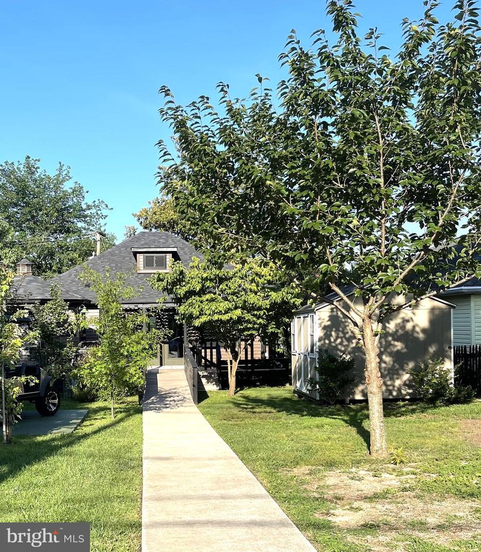 612 WASHINGTON AVE, COLONIAL BEACH, Virginia 22443, 1 Bedroom Bedrooms, ,1 BathroomBathrooms,Residential,For sale,612 WASHINGTON AVE,VAWE2009272 MLS # VAWE2009272