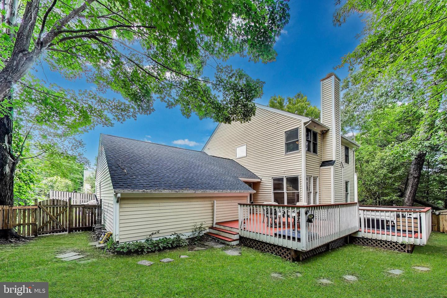 8603 LAUREN DR., SPRINGFIELD, Virginia 22153, 5 Bedrooms Bedrooms, ,4 BathroomsBathrooms,Residential,For sale,8603 LAUREN DR.,VAFX2254770 MLS # VAFX2254770