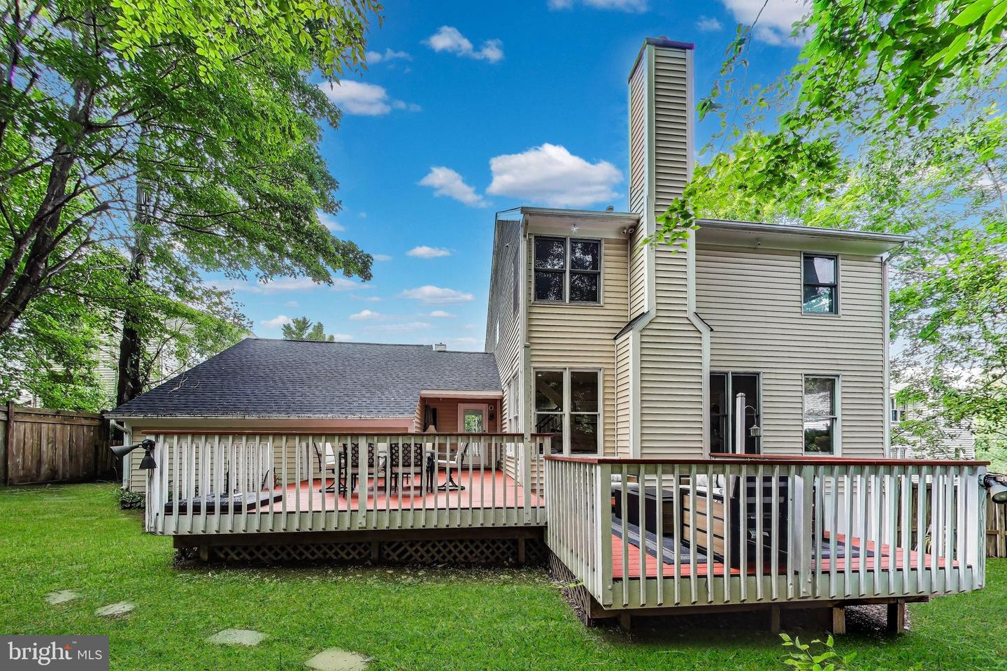 8603 LAUREN DR., SPRINGFIELD, Virginia 22153, 5 Bedrooms Bedrooms, ,4 BathroomsBathrooms,Residential,For sale,8603 LAUREN DR.,VAFX2254770 MLS # VAFX2254770