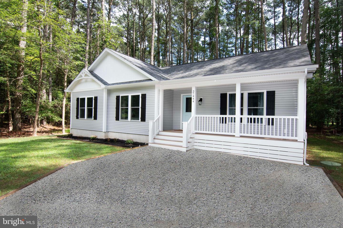 37444 CASTAWAY DR, GREENBACKVILLE, Virginia 23356, 3 Bedrooms Bedrooms, ,2 BathroomsBathrooms,Residential,For sale,37444 CASTAWAY DR,VAAC2002026 MLS # VAAC2002026