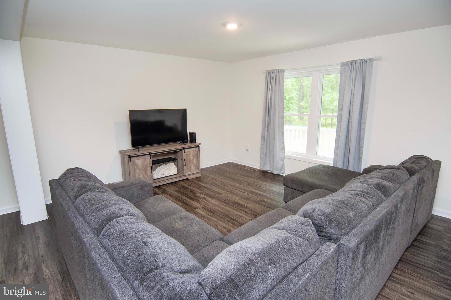 37444 CASTAWAY DR, GREENBACKVILLE, Virginia 23356, 3 Bedrooms Bedrooms, ,2 BathroomsBathrooms,Residential,For sale,37444 CASTAWAY DR,VAAC2002026 MLS # VAAC2002026