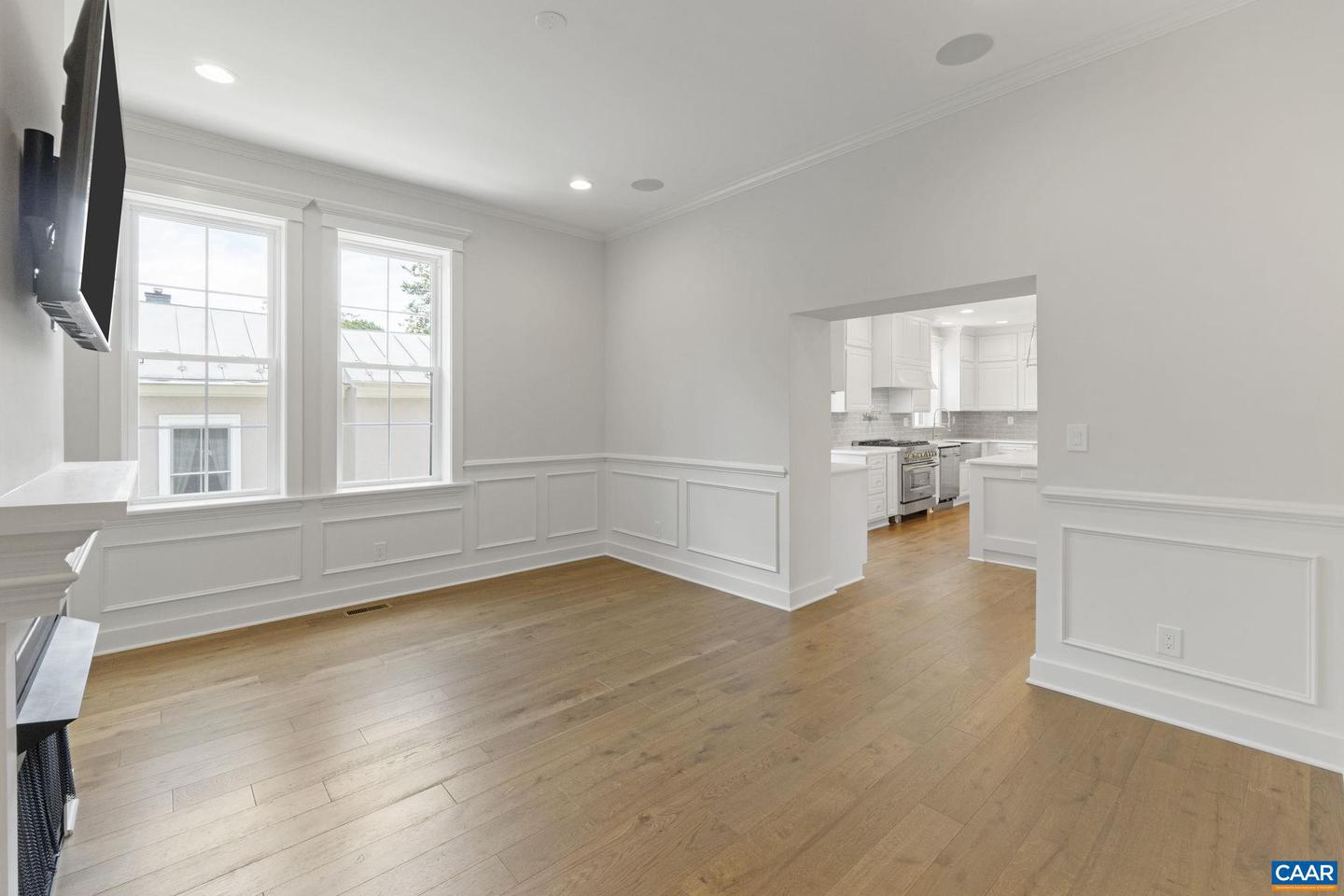1108 EAST JEFFERSON ST, CHARLOTTESVILLE, Virginia 22902, 3 Bedrooms Bedrooms, ,3 BathroomsBathrooms,Residential,For sale,1108 EAST JEFFERSON ST,666576 MLS # 666576
