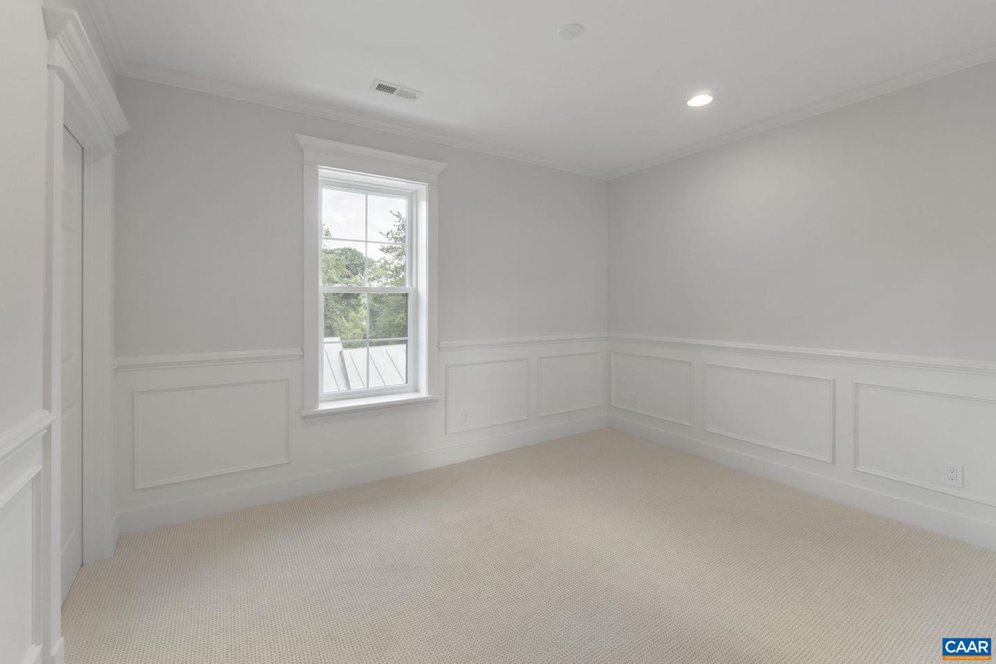1108 EAST JEFFERSON ST, CHARLOTTESVILLE, Virginia 22902, 3 Bedrooms Bedrooms, ,3 BathroomsBathrooms,Residential,For sale,1108 EAST JEFFERSON ST,666576 MLS # 666576