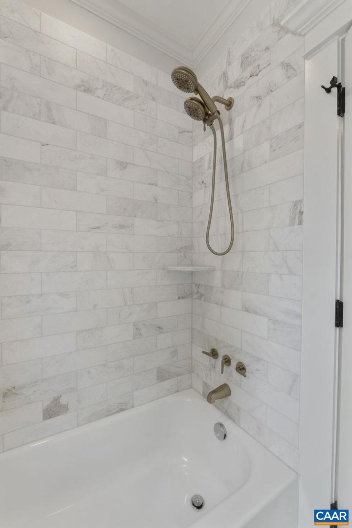 1108 EAST JEFFERSON ST, CHARLOTTESVILLE, Virginia 22902, 3 Bedrooms Bedrooms, ,3 BathroomsBathrooms,Residential,For sale,1108 EAST JEFFERSON ST,666576 MLS # 666576