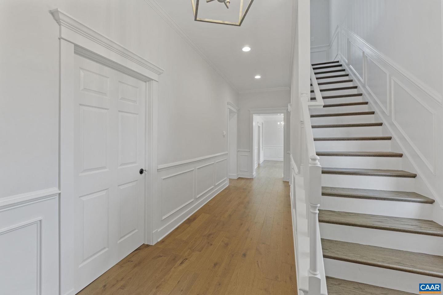 1108 EAST JEFFERSON ST, CHARLOTTESVILLE, Virginia 22902, 3 Bedrooms Bedrooms, ,3 BathroomsBathrooms,Residential,For sale,1108 EAST JEFFERSON ST,666576 MLS # 666576