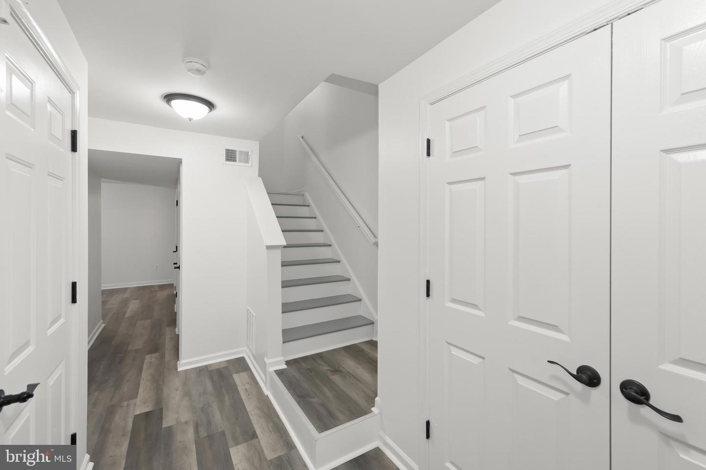 222 MONTICELLO SQ, WINCHESTER, Virginia 22602, 3 Bedrooms Bedrooms, ,2 BathroomsBathrooms,Residential,For sale,222 MONTICELLO SQ,VAFV2035382 MLS # VAFV2035382