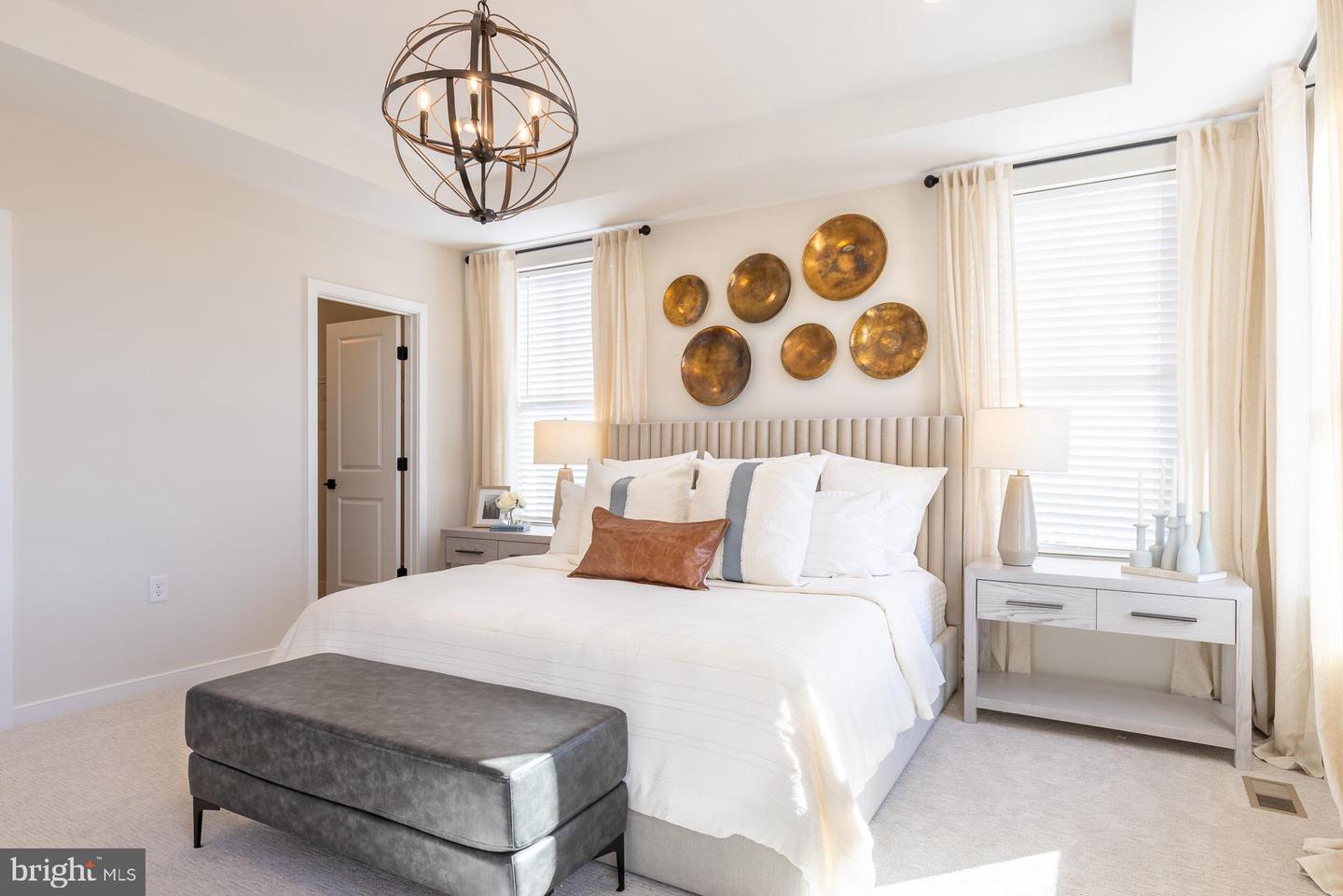 4 SEPIA SQ #HE, ASHBURN, Virginia 20147, 3 Bedrooms Bedrooms, ,2 BathroomsBathrooms,Residential,For sale,4 SEPIA SQ #HE,VALO2101842 MLS # VALO2101842