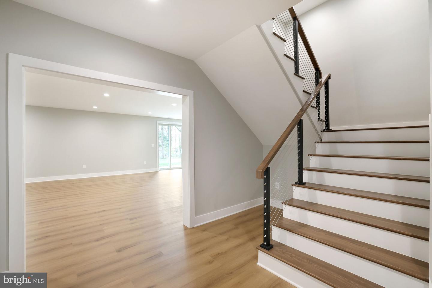 8525 RALEIGH AVE, ANNANDALE, Virginia 22003, 7 Bedrooms Bedrooms, ,7 BathroomsBathrooms,Residential,For sale,8525 RALEIGH AVE,VAFX2254884 MLS # VAFX2254884