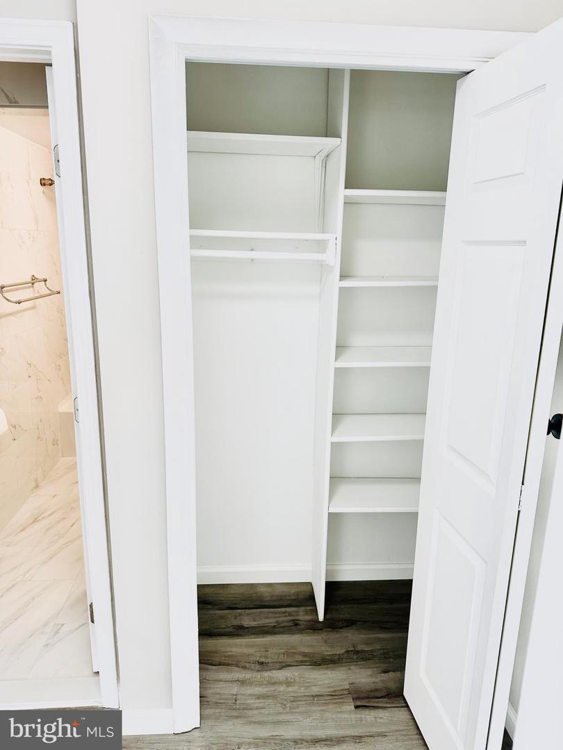 4401 CHERRY HILL RD #67, ARLINGTON, Virginia 22207, 2 Bedrooms Bedrooms, ,1 BathroomBathrooms,Residential,For sale,4401 CHERRY HILL RD #67,VAAR2060564 MLS # VAAR2060564