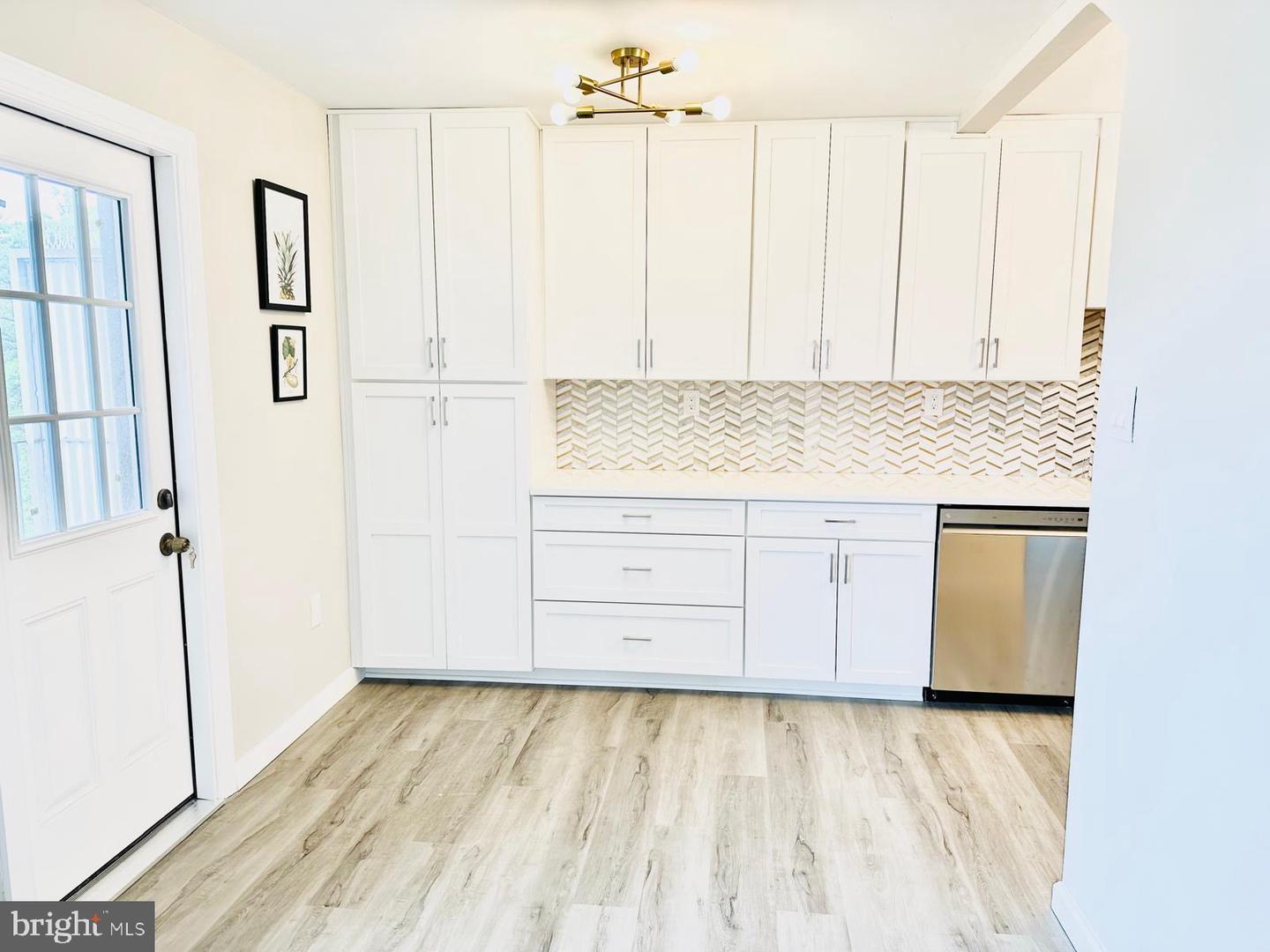 4401 CHERRY HILL RD #67, ARLINGTON, Virginia 22207, 2 Bedrooms Bedrooms, ,1 BathroomBathrooms,Residential,For sale,4401 CHERRY HILL RD #67,VAAR2060564 MLS # VAAR2060564