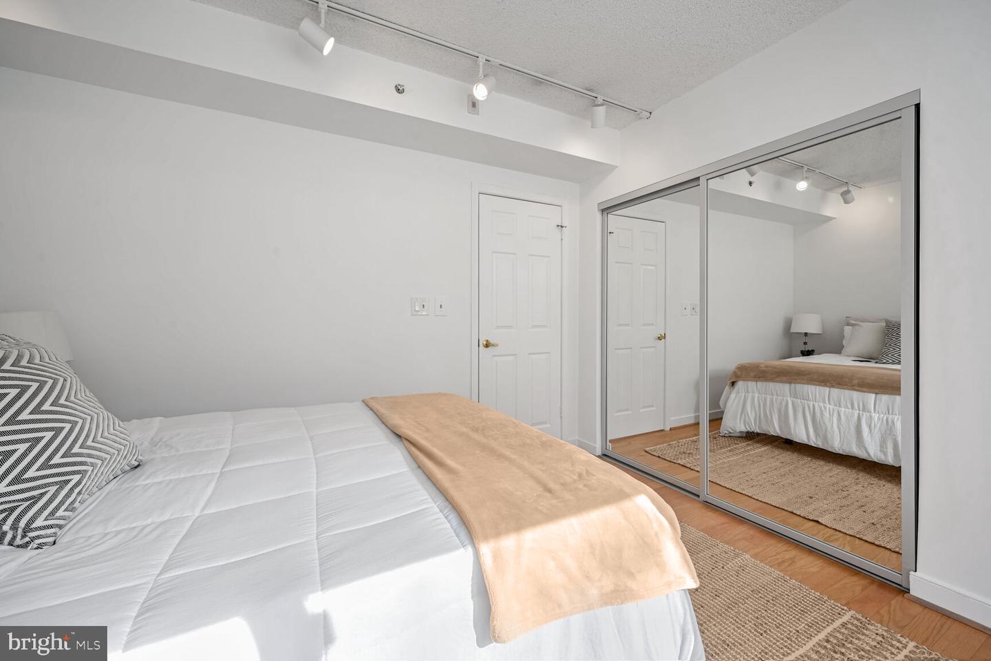 2301 N ST NW #104, WASHINGTON, District Of Columbia 20037, 2 Bedrooms Bedrooms, ,1 BathroomBathrooms,Residential,For sale,2301 N ST NW #104,DCDC2184118 MLS # DCDC2184118