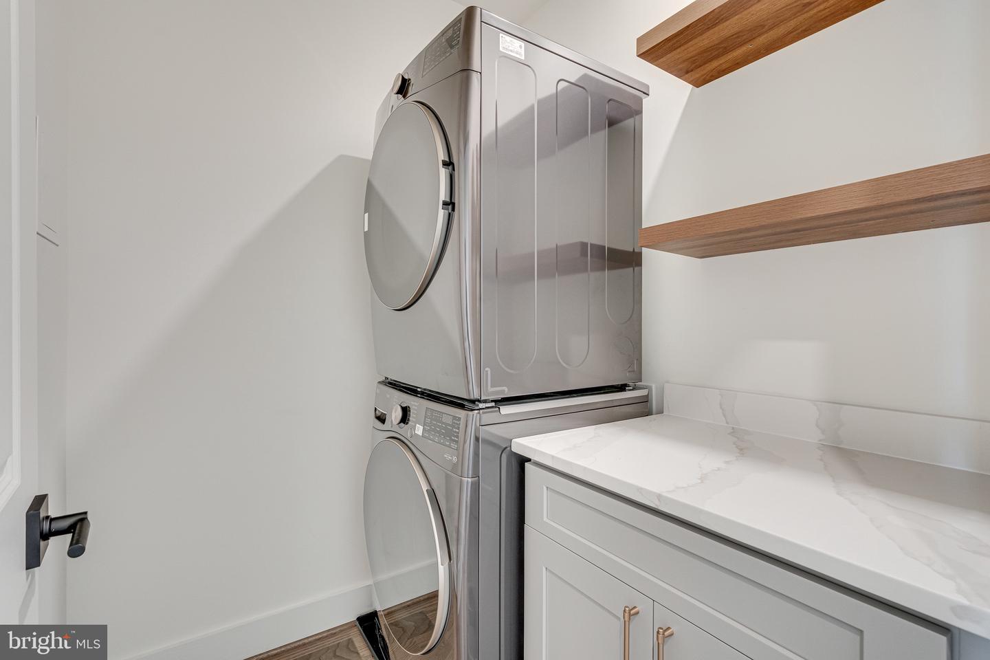 4820 5TH ST NW, WASHINGTON, District Of Columbia 20011, 4 Bedrooms Bedrooms, ,3 BathroomsBathrooms,Residential,For sale,4820 5TH ST NW,DCDC2185424 MLS # DCDC2185424