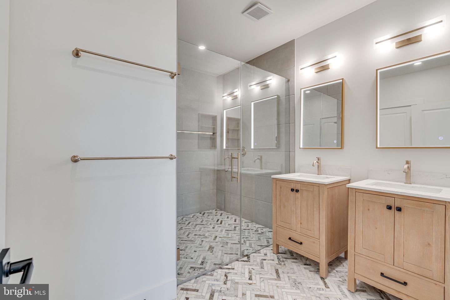 4820 5TH ST NW, WASHINGTON, District Of Columbia 20011, 4 Bedrooms Bedrooms, ,3 BathroomsBathrooms,Residential,For sale,4820 5TH ST NW,DCDC2185424 MLS # DCDC2185424