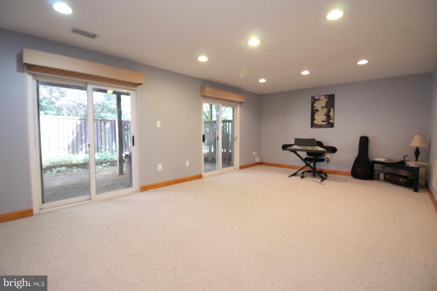 1403 GREENMONT CT, RESTON, Virginia 20190, 3 Bedrooms Bedrooms, ,3 BathroomsBathrooms,Residential,For sale,1403 GREENMONT CT,VAFX2224534 MLS # VAFX2224534