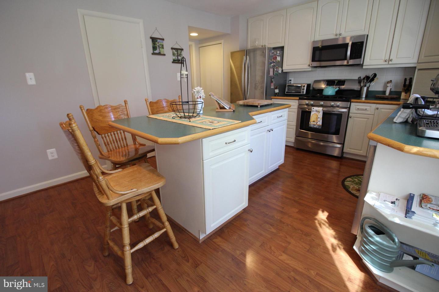 1403 GREENMONT CT, RESTON, Virginia 20190, 3 Bedrooms Bedrooms, ,3 BathroomsBathrooms,Residential,For sale,1403 GREENMONT CT,VAFX2224534 MLS # VAFX2224534
