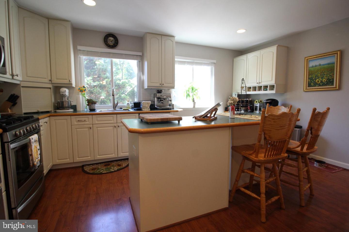 1403 GREENMONT CT, RESTON, Virginia 20190, 3 Bedrooms Bedrooms, ,3 BathroomsBathrooms,Residential,For sale,1403 GREENMONT CT,VAFX2224534 MLS # VAFX2224534