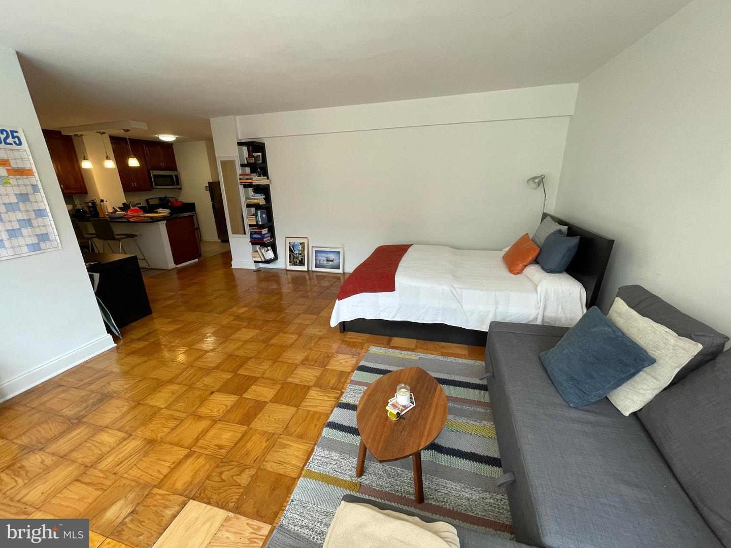 922 24TH ST NW #209, WASHINGTON, District Of Columbia 20037, 2 Rooms Rooms,1 BathroomBathrooms,Residential,For sale,922 24TH ST NW #209,DCDC2192458 MLS # DCDC2192458