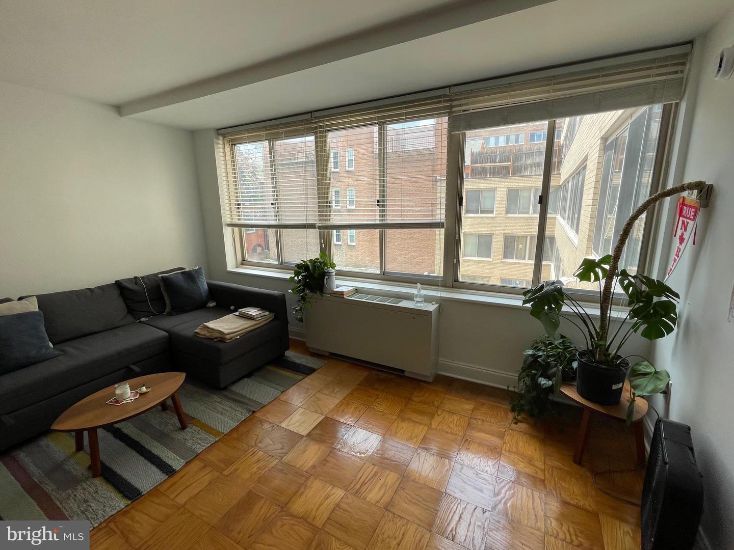 922 24TH ST NW #209, WASHINGTON, District Of Columbia 20037, 2 Rooms Rooms,1 BathroomBathrooms,Residential,For sale,922 24TH ST NW #209,DCDC2192458 MLS # DCDC2192458