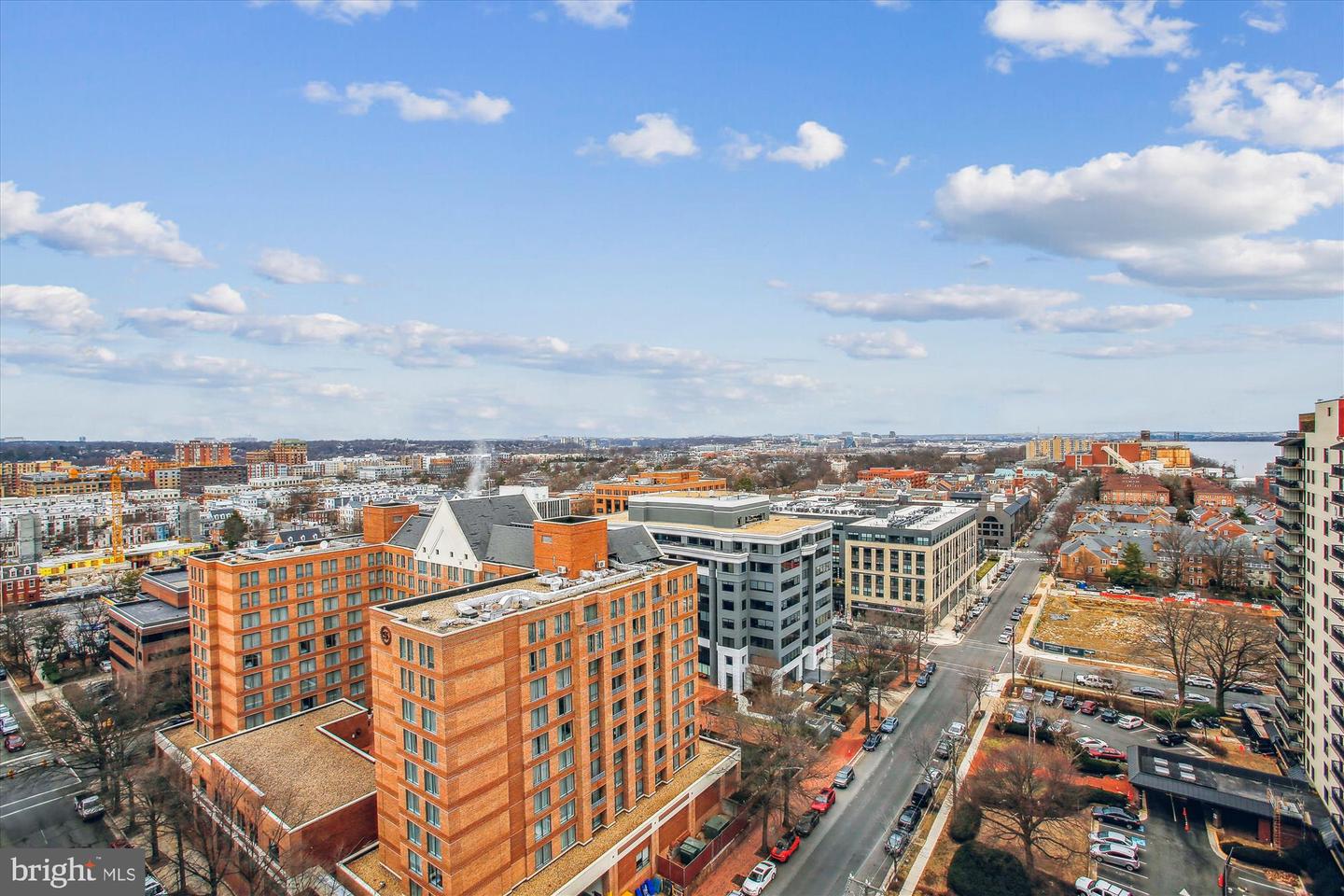 400 MADISON ST #1704, ALEXANDRIA, Virginia 22314, 2 Bedrooms Bedrooms, ,2 BathroomsBathrooms,Residential,For sale,400 MADISON ST #1704,VAAX2043720 MLS # VAAX2043720