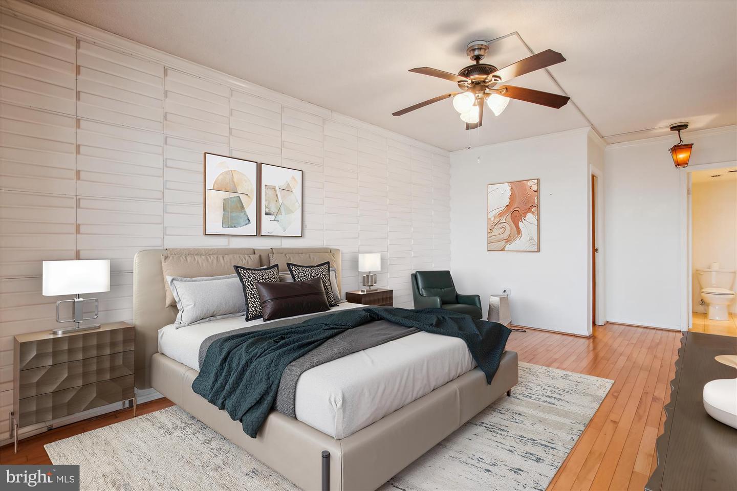 400 MADISON ST #1704, ALEXANDRIA, Virginia 22314, 2 Bedrooms Bedrooms, ,2 BathroomsBathrooms,Residential,For sale,400 MADISON ST #1704,VAAX2043720 MLS # VAAX2043720